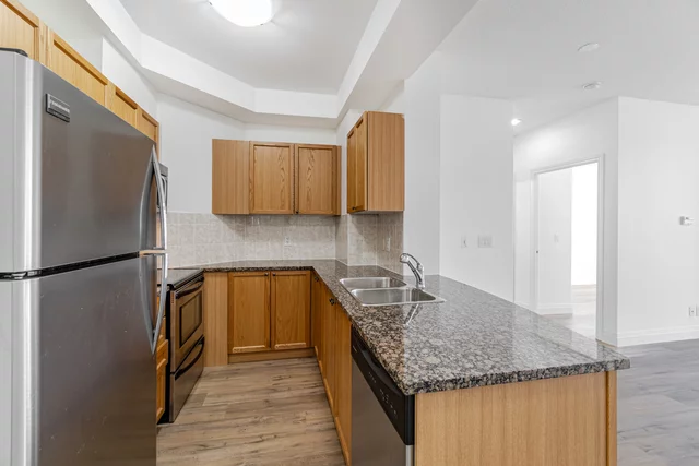 #1212-2379 Central Park Drive, Oakville - photo 8