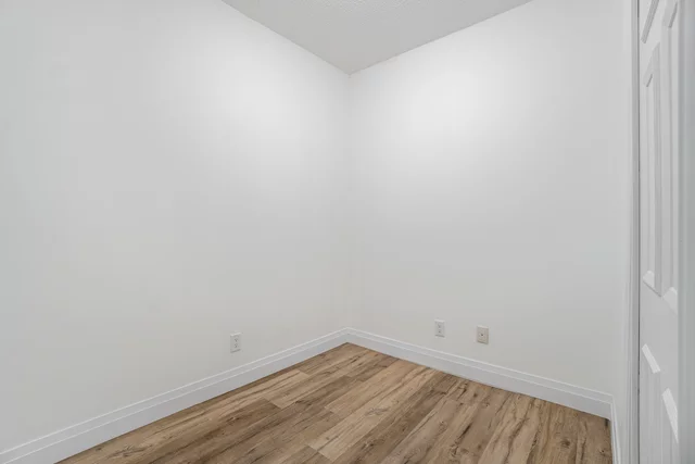 #1212-2379 Central Park Drive, Oakville - photo 20