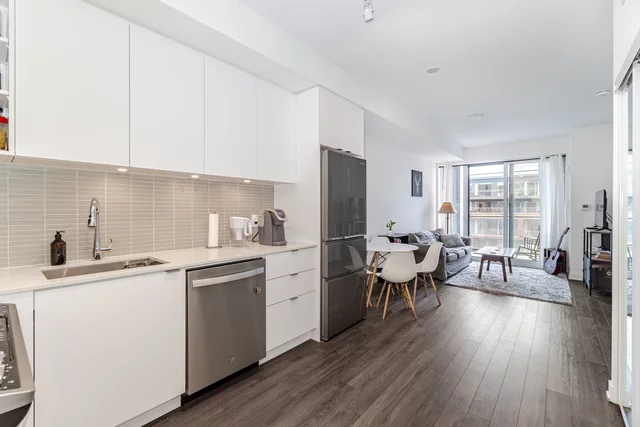#718-100 Eagle Rock Way, Vaughan - photo 12