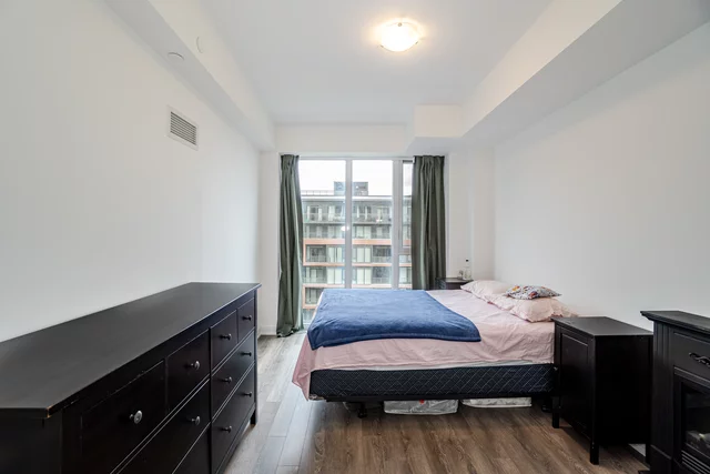 #718-100 Eagle Rock Way, Vaughan - photo 18
