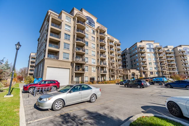 #204-8 Maison Parc Court, Thornhill - photo 2