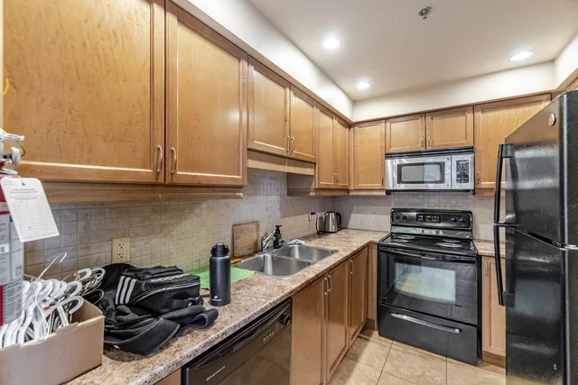 #204-8 Maison Parc Court, Thornhill - photo 38