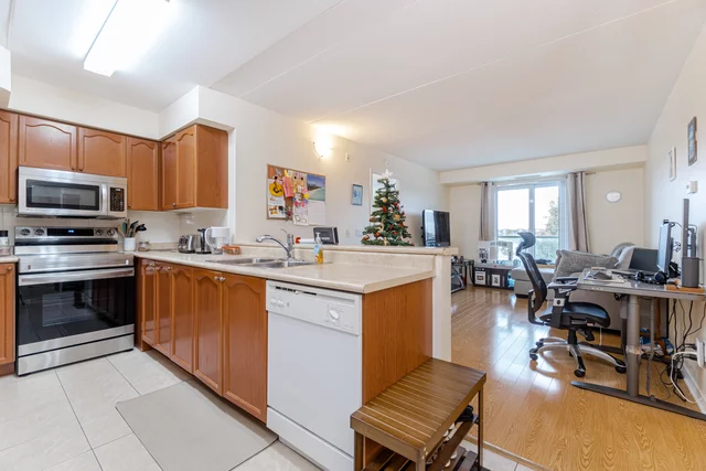 #313-25 Via Rosedale, Brampton - photo 9