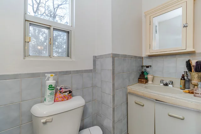 52 Hendrick Avenue, Toronto - photo 34