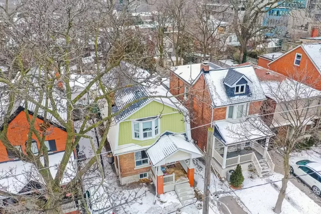52 Hendrick Avenue, Toronto - photo 8