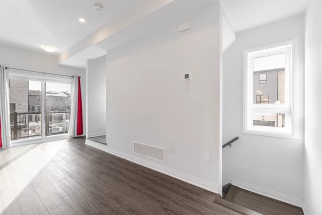 #52-51 Sparrow Avenue, Cambridge - photo 7