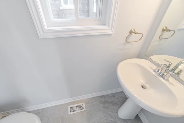 34 Renfrew Trail, Welland - photo 20