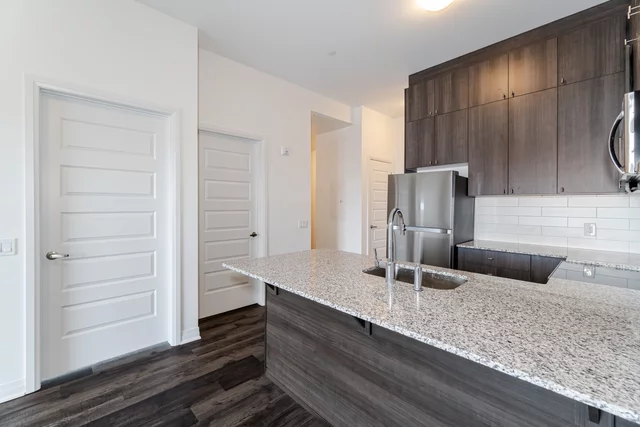 #605-460 Gordon Krantz Avenue, Milton - photo 7