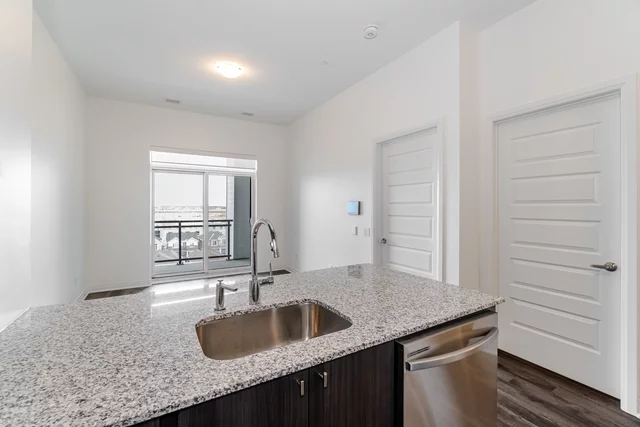 #605-460 Gordon Krantz Avenue, Milton - photo 10