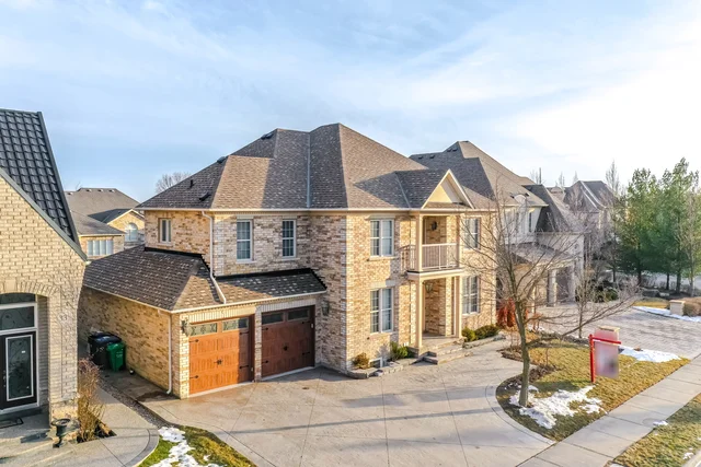 35 Louvre Circle, Brampton - photo 9