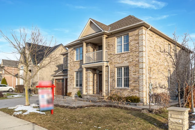 35 Louvre Circle, Brampton - photo 11
