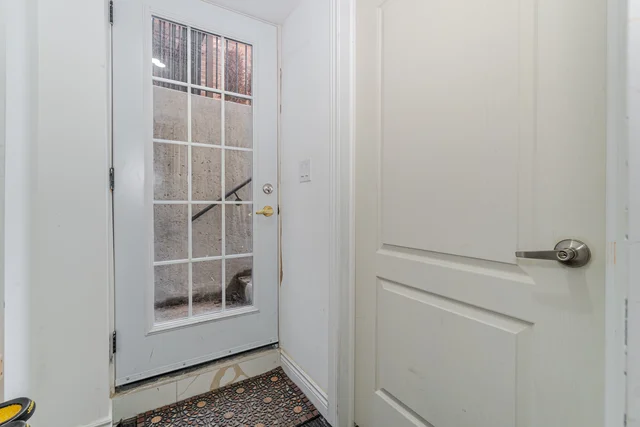 35 Louvre Circle, Brampton - photo 86