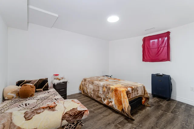 35 Louvre Circle, Brampton - photo 92