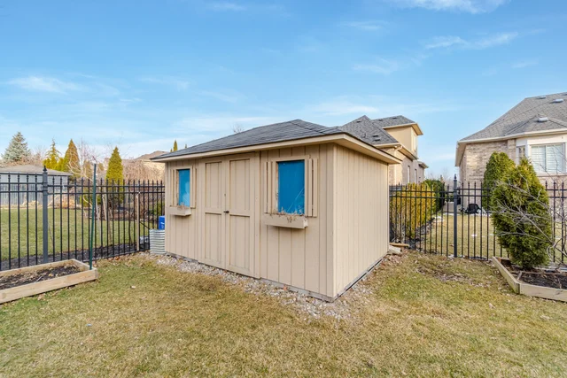 35 Louvre Circle, Brampton - photo 100