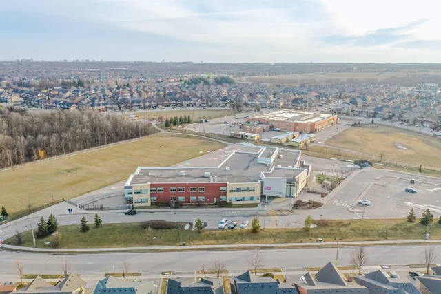 35 Louvre Circle, Brampton - photo 115