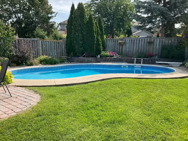 3294 Bloomfield summer pics 5.jpg