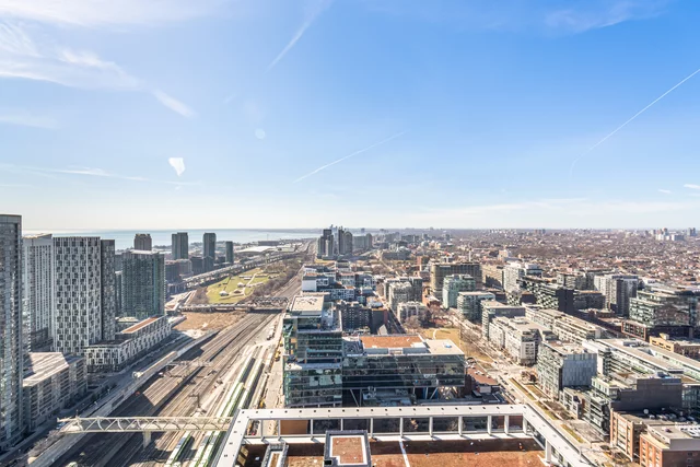 #3515-470 Front Street West, Toronto - photo 30