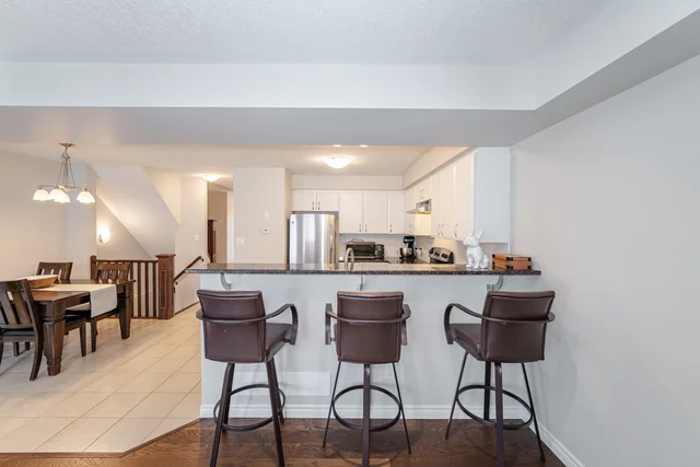 19 Summerfield Drive, Guelph - photo 15