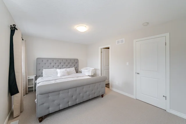 19 Summerfield Drive, Guelph - photo 22