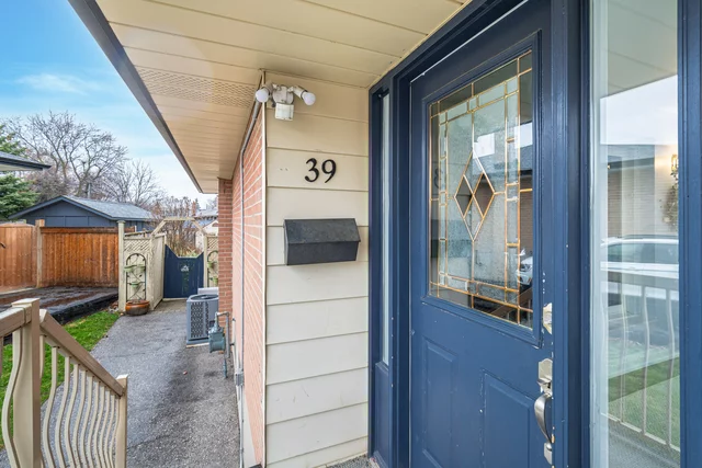 39 Stevens Crescent, Georgetown - photo 4