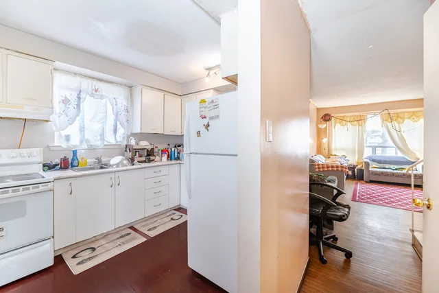 3114 Redbank Crescent, Mississauga - photo 10