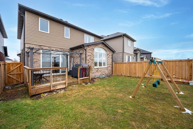 16 Sparrow Crescent, Grand Valley - photo 44