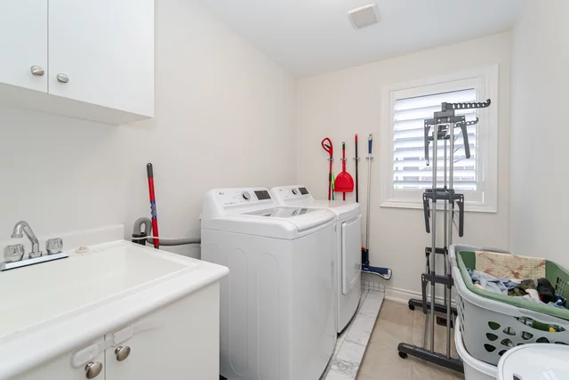 242 Humphrey Street, Waterdown - photo 33