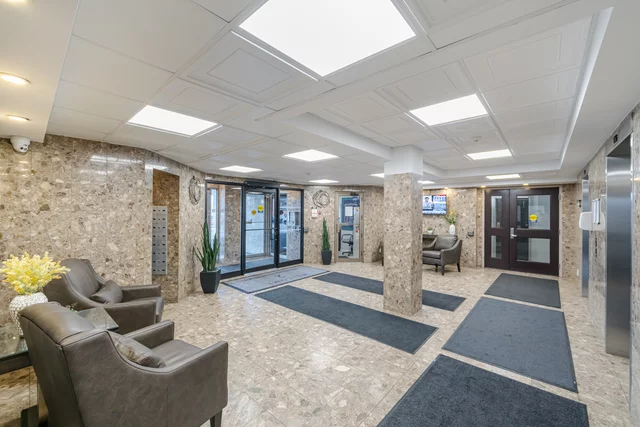 #912-2 Westney Road North, Ajax - photo 3