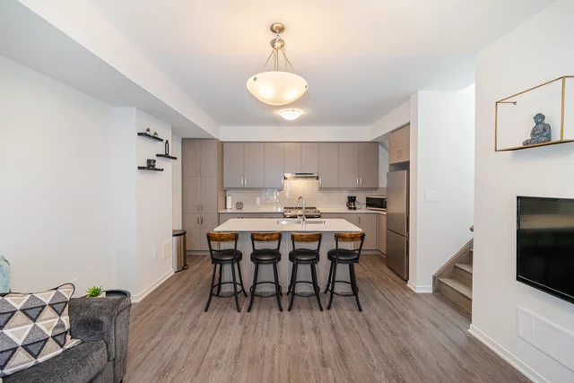 #126-30 Almond Blossom Mews, Vaughan - photo 8