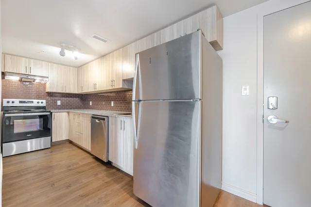 #202-275 Larch Street, Waterloo - photo 7