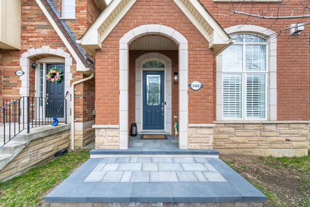 3466 Eglinton Avenue West, Mississauga - photo 3