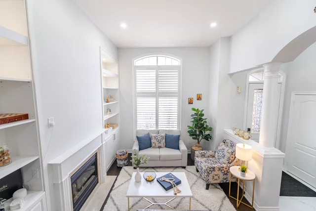 3466 Eglinton Avenue West, Mississauga - photo 7