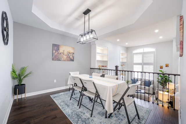 3466 Eglinton Avenue West, Mississauga - photo 10