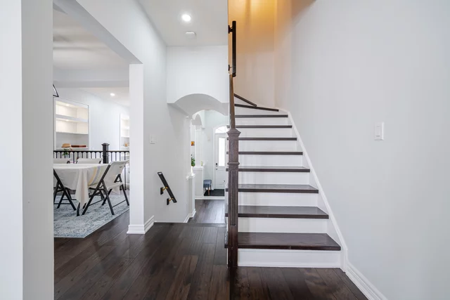 3466 Eglinton Avenue West, Mississauga - photo 22