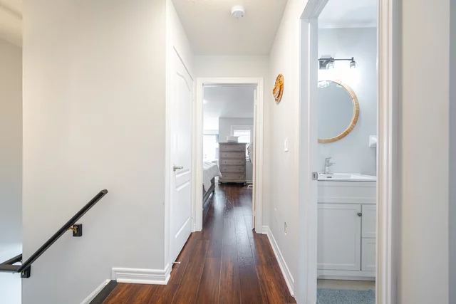 3466 Eglinton Avenue West, Mississauga - photo 24