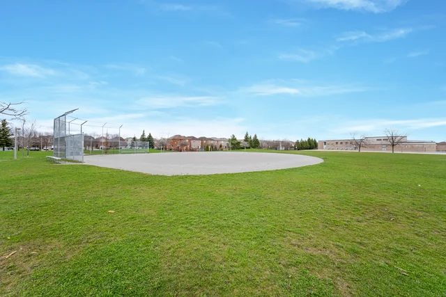 68 Sylwood Crescent, Maple - photo 56
