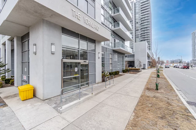 #2808-275 Yorkland Road, North York - photo 2