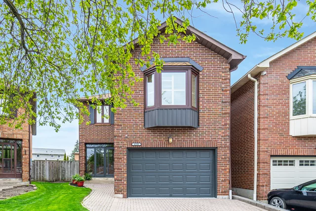 4338 Bacchus Crescent, Mississauga - photo 1