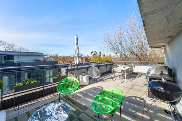 #403-45 Sousa Mendes Street, Toronto - photo 32