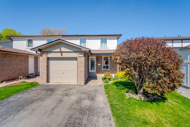 3161 Gwendale Crescent, Mississauga - photo 2