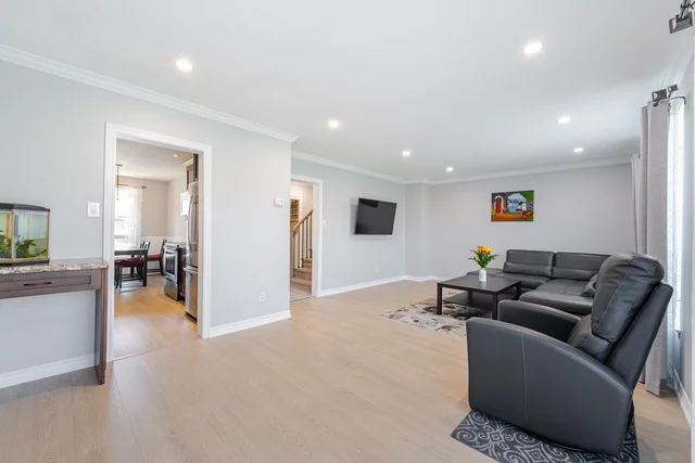3161 Gwendale Crescent, Mississauga - photo 9