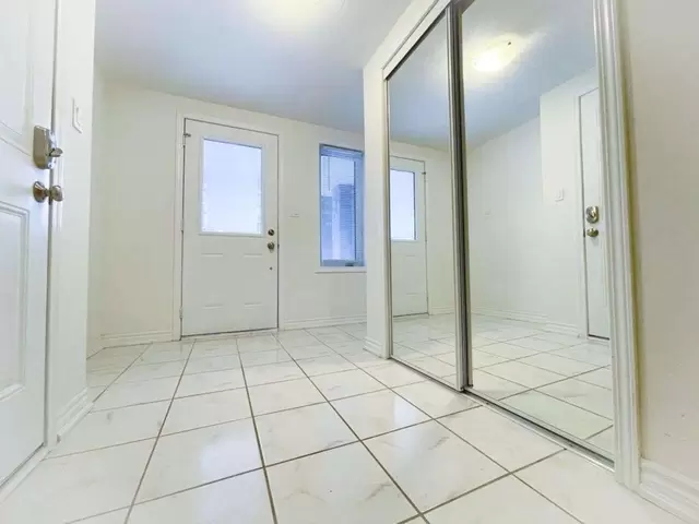 540 Goldenrod Lane, Kitchener - photo 5