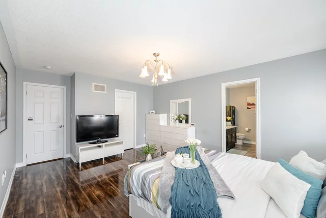 564 Langholm Street, Milton - photo 29
