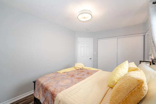 564 Langholm Street, Milton - photo 35