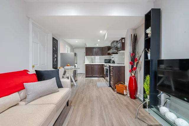 24 Parisian Road, Brampton - photo 8