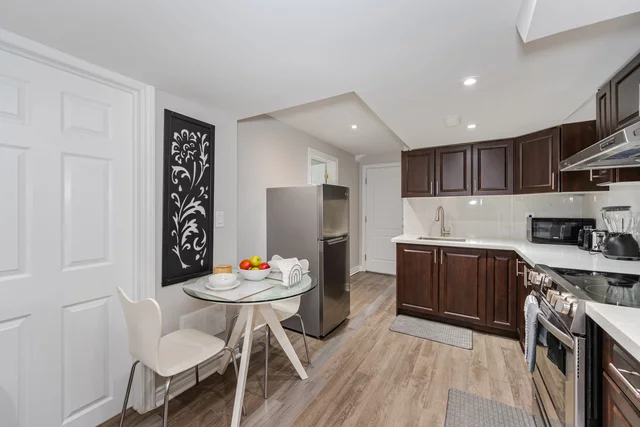 24 Parisian Road, Brampton - photo 10