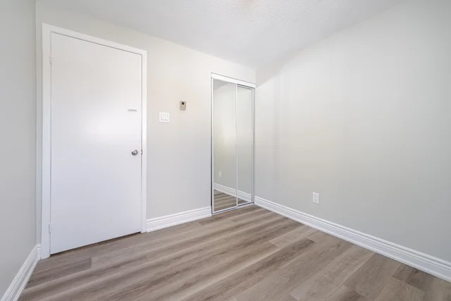 6 Hawkins Court, Brampton - photo 30