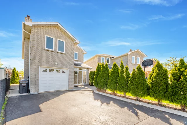 13 Oaklea Boulevard, Brampton - photo 3