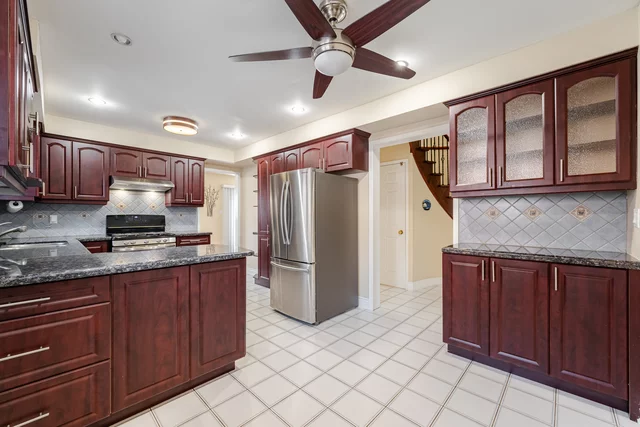 13 Oaklea Boulevard, Brampton - photo 15