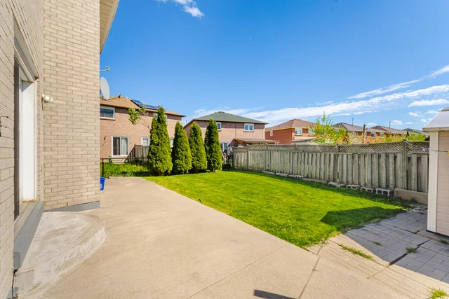 13 Oaklea Boulevard, Brampton - photo 36